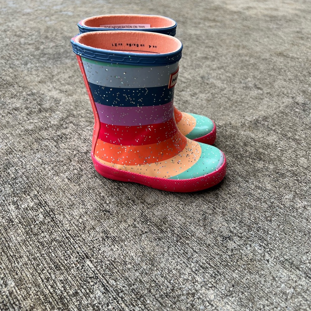 Hunter Boots - Picture 2 of 2